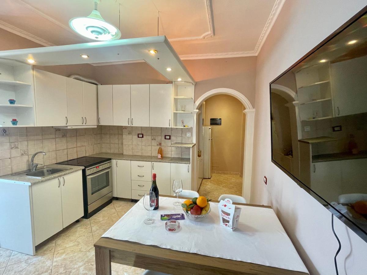 Sea View ApartmentVlorë エクステリア 写真