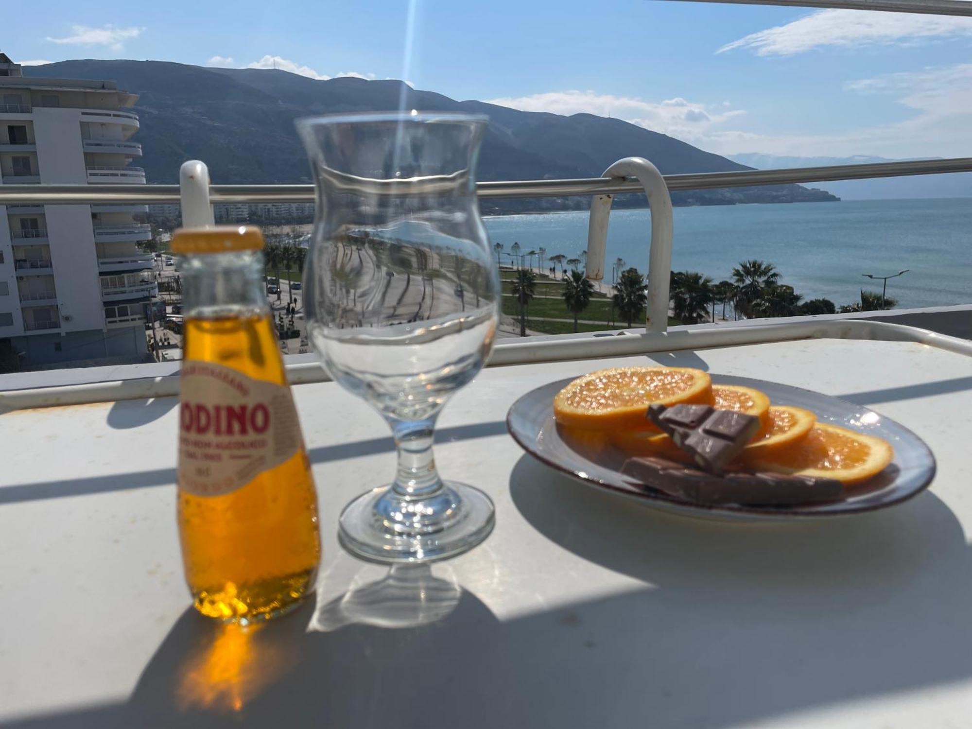 Sea View ApartmentVlorë エクステリア 写真
