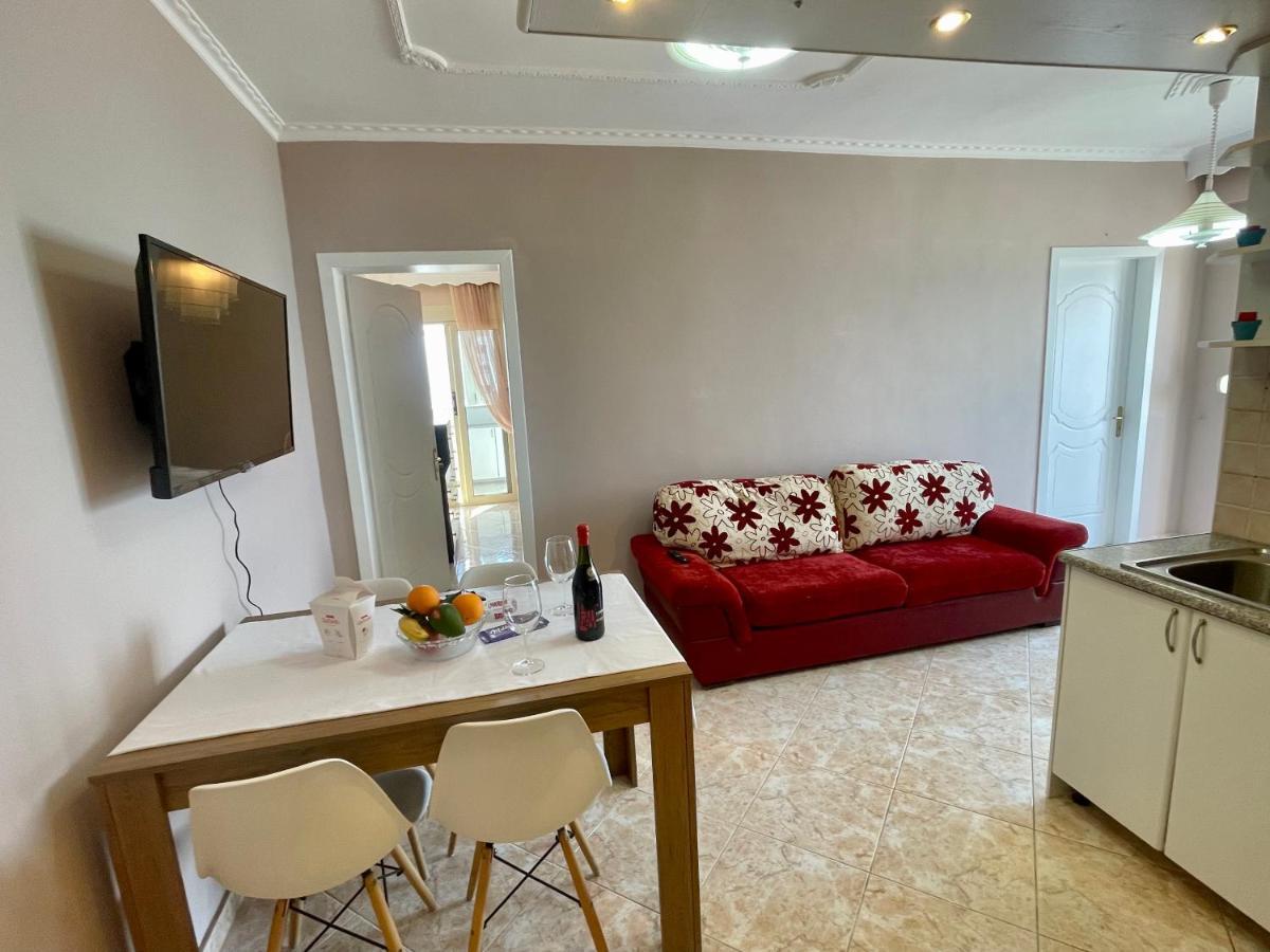 Sea View ApartmentVlorë エクステリア 写真