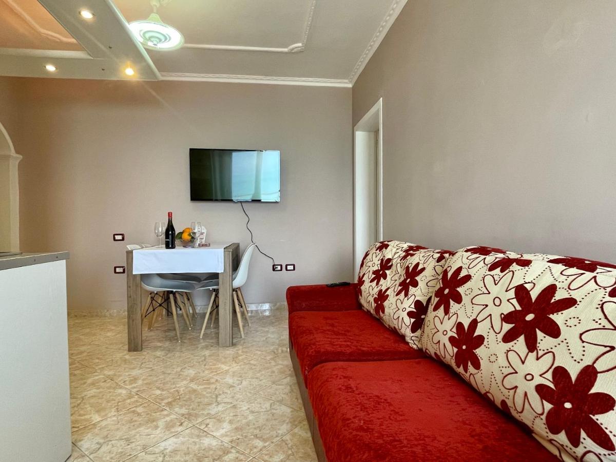 Sea View ApartmentVlorë エクステリア 写真